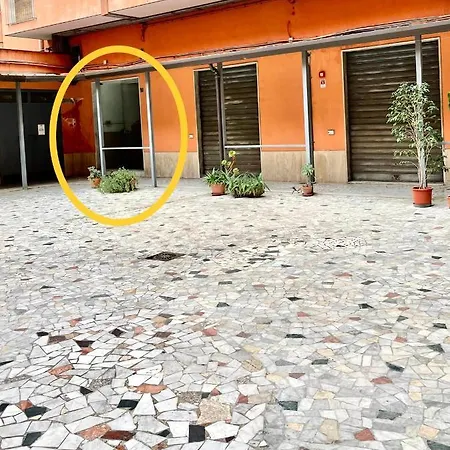 Stanza In Condiviso Double With Private Bathroom And Balcony In A Shared House Homestay
